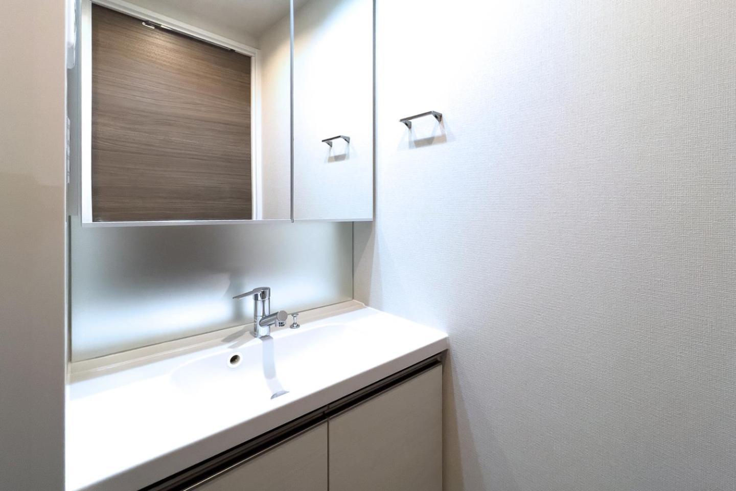 Apartemen Mat Waseda *